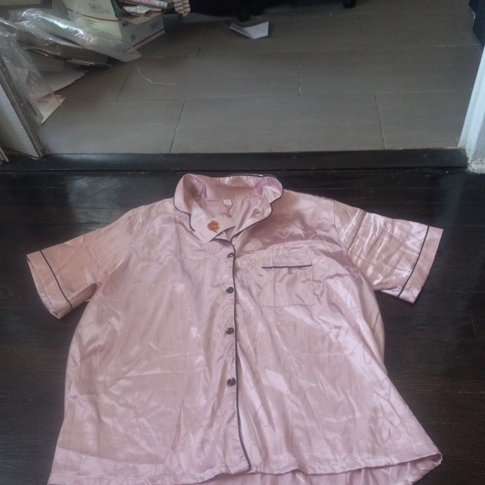 Woman Fashion Womans Pajama Top Pink Color Hearts Size 3XL Pocket Cozy Comfort